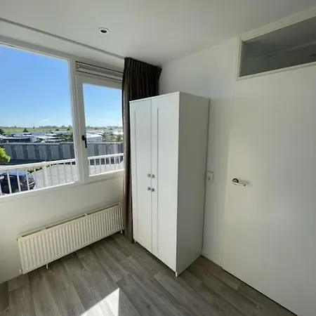 Burgervlotbrug Aan Zee Met Sauna