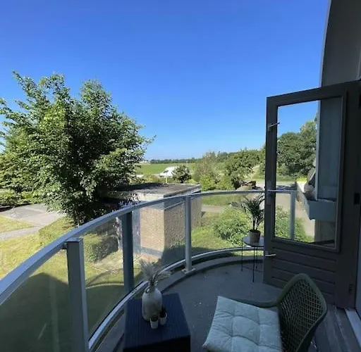 Burgervlotbrug Aan Zee Met Sauna Апартаменты